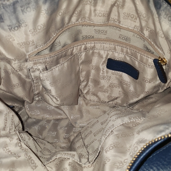 Handbag - Picture 4 of 8